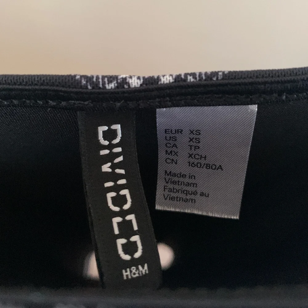 H&M Divided Plaid Mini Dress - Picture 3 of 4
